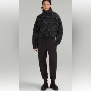 Lululemon Scuba Oversized Fleece Funnel Neck Jacquard  Camo Jacket  XS/S
